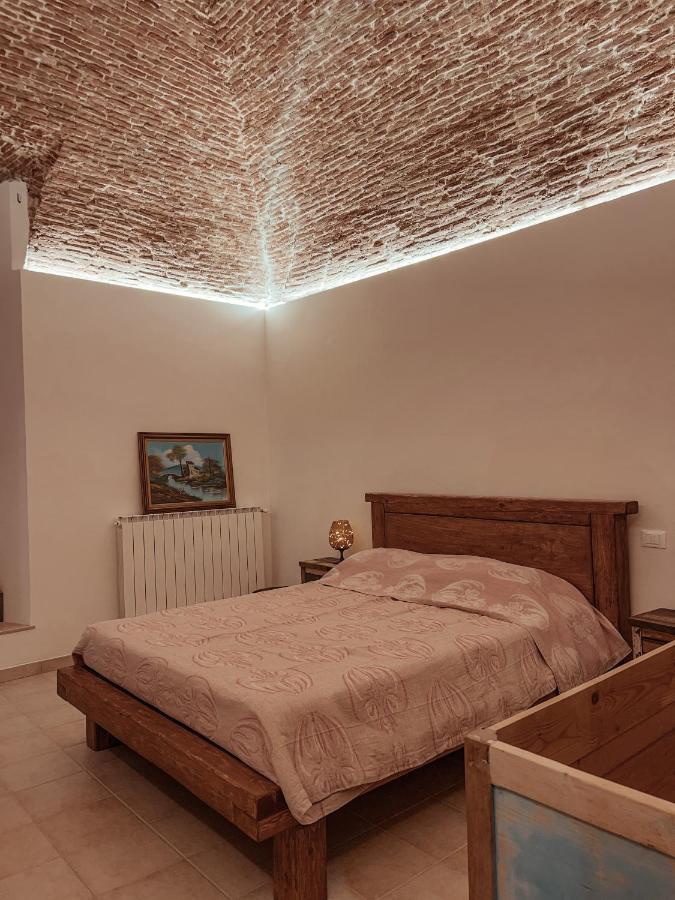 Vadolibera House Apartment L'Aquila Bagian luar foto