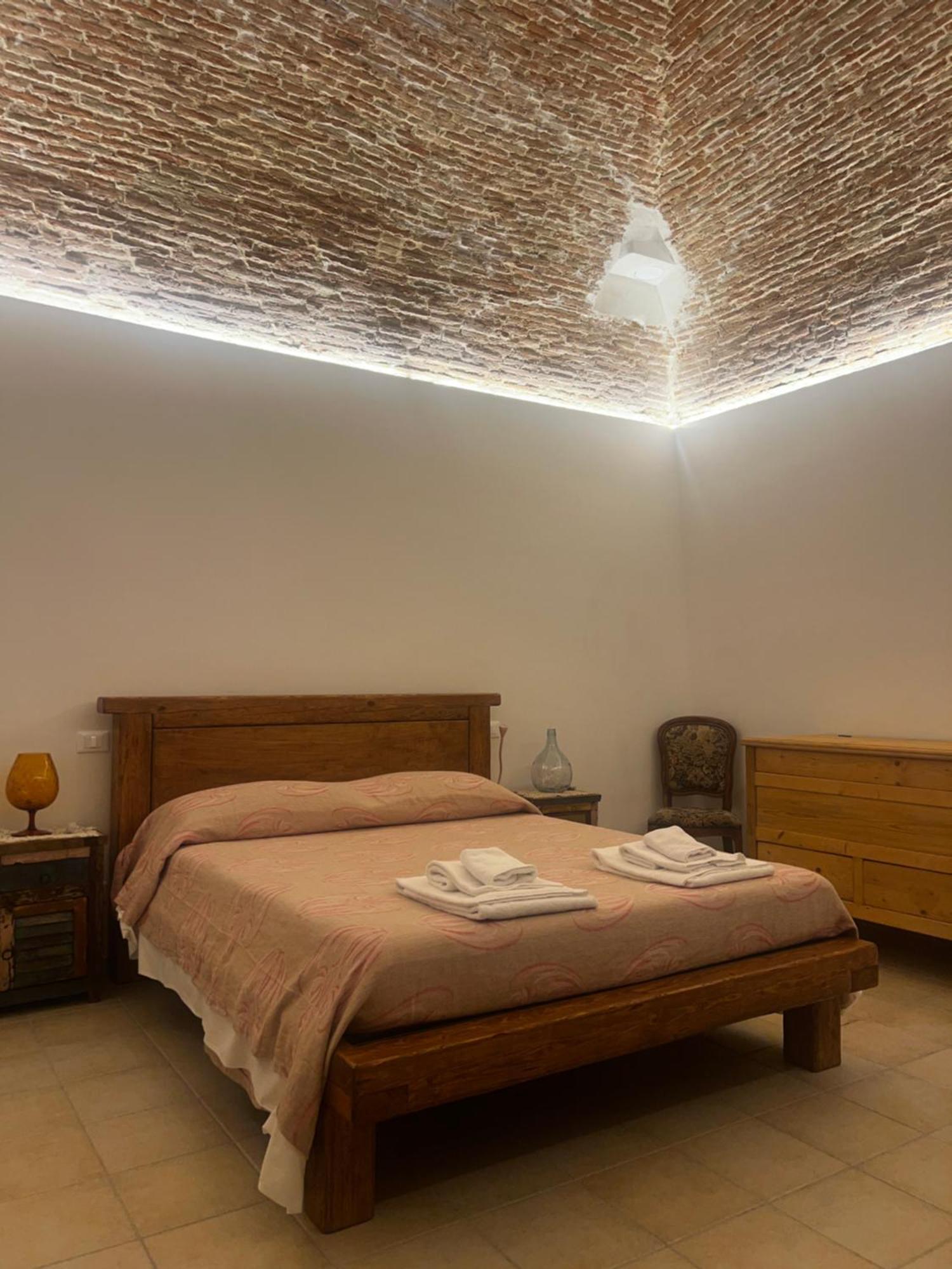 Vadolibera House Apartment L'Aquila Bagian luar foto