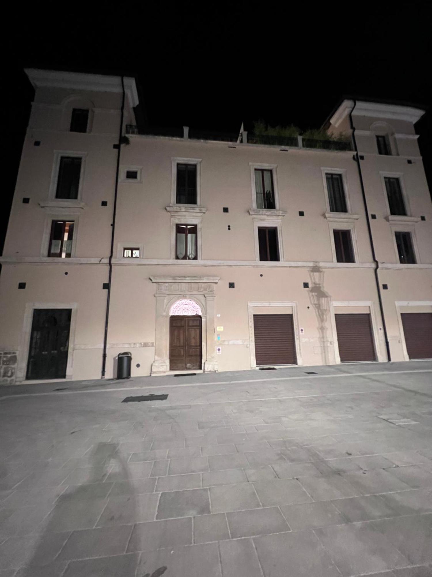 Vadolibera House Apartment L'Aquila Bagian luar foto